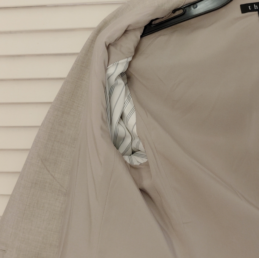 Theory Light Beige Women's Blazer and Pants Set - Picture 7 of 14